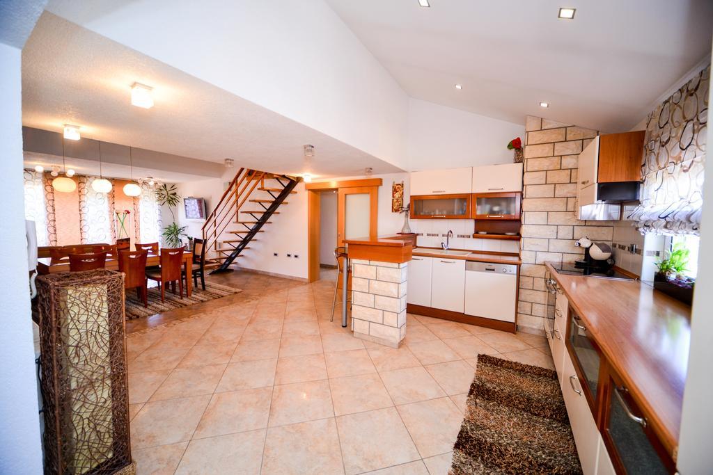 Apartment Ksenija